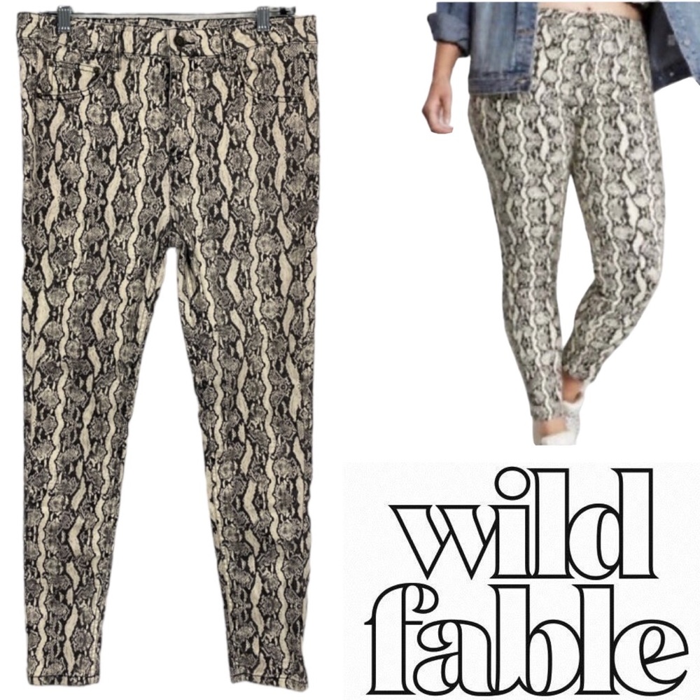 Wild Fable Women's Black/Beige Python Snakeskin P… - image 1